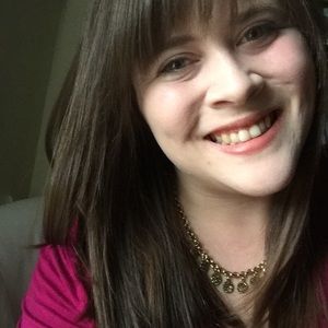 Meet your Posher, Casey